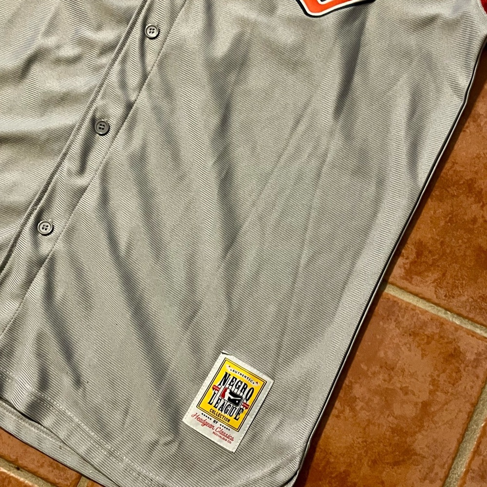 Negro league Cleveland Gray Baseball Jersey with Red Accents 3xl - Picture 2 of 8
